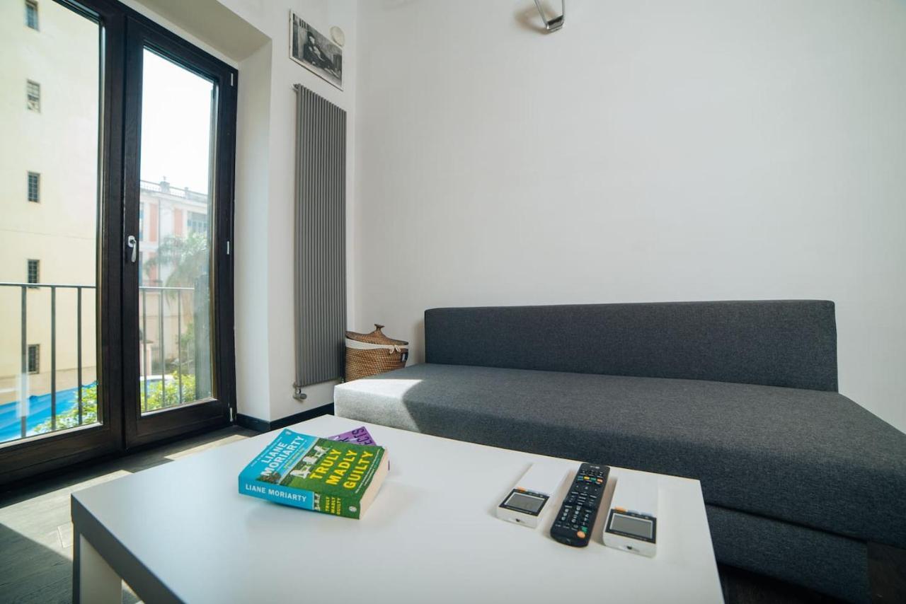 Apartamento Domus Gisulfo Salerno Exterior foto
