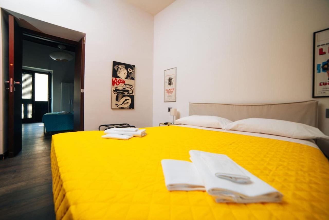 Apartamento Domus Gisulfo Salerno Exterior foto